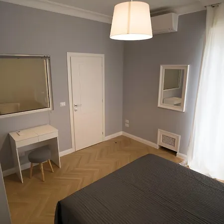 56 Bed & Breakfast 4*