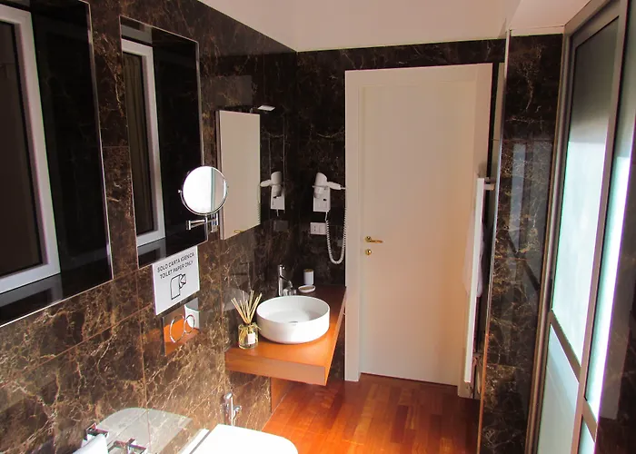 56 Oda ve Kahvaltı 4*