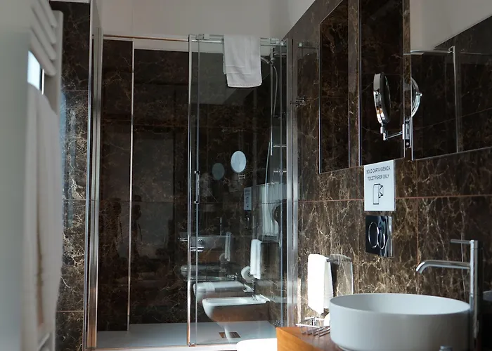 56 Bed & Breakfast 4*