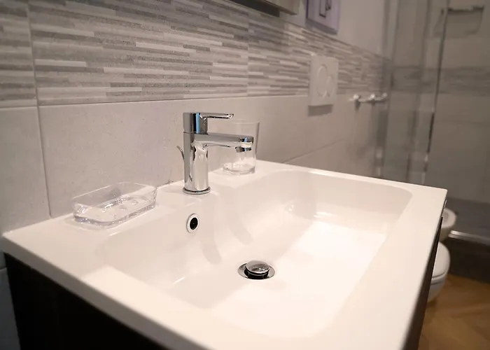 Oda ve Kahvaltı 56 4*